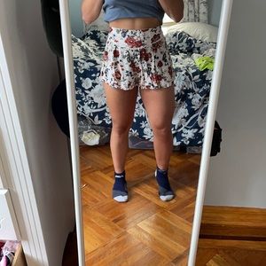 Flows american eagle shorts